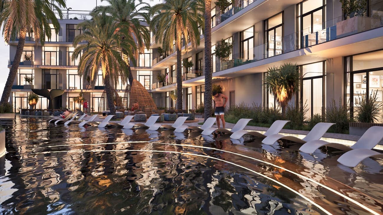 Resort-Style Swimming Pool
