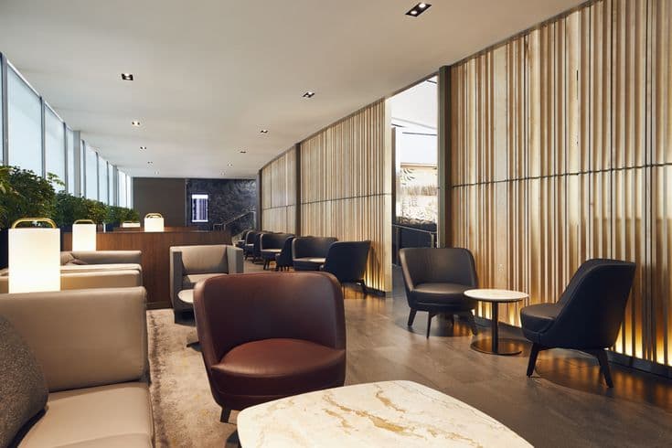 Signature Lounge