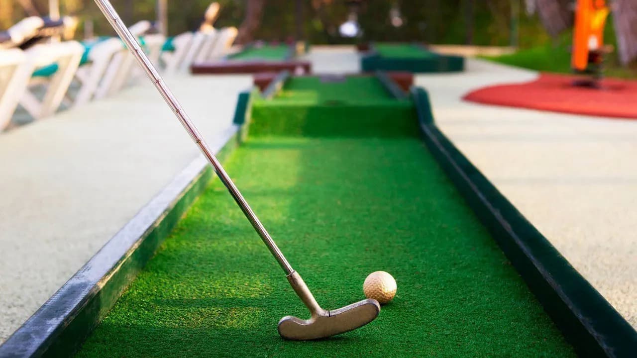 Mini Golf Area
