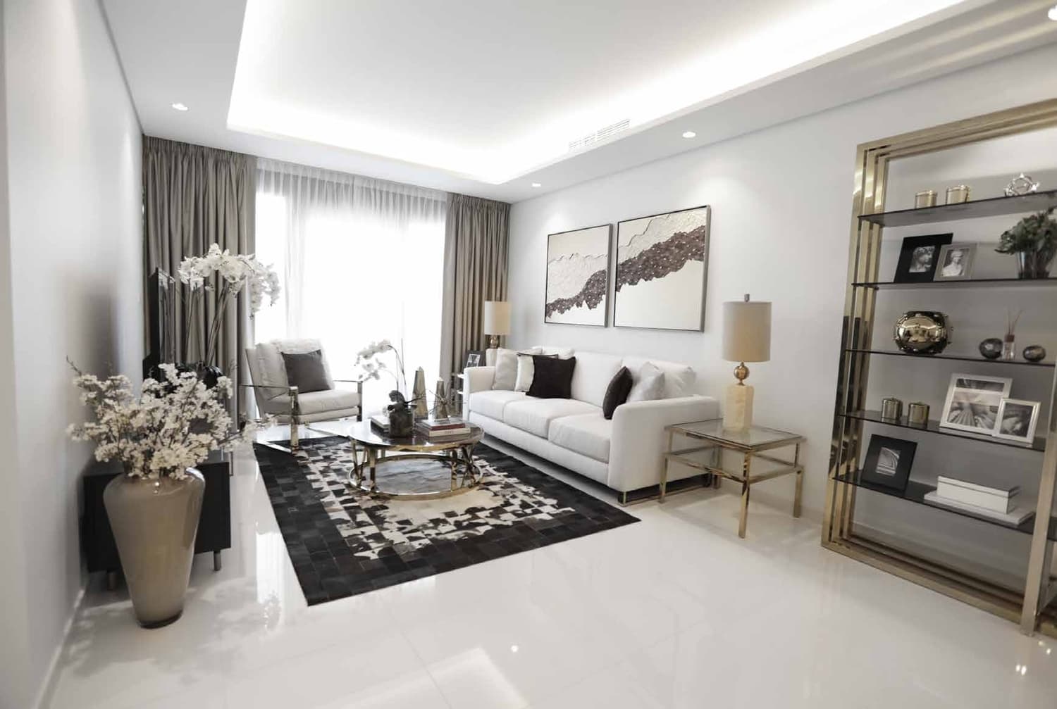 Paramount Tower Hotel And Residences preview 3