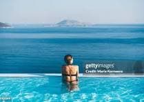 Infinity pool
