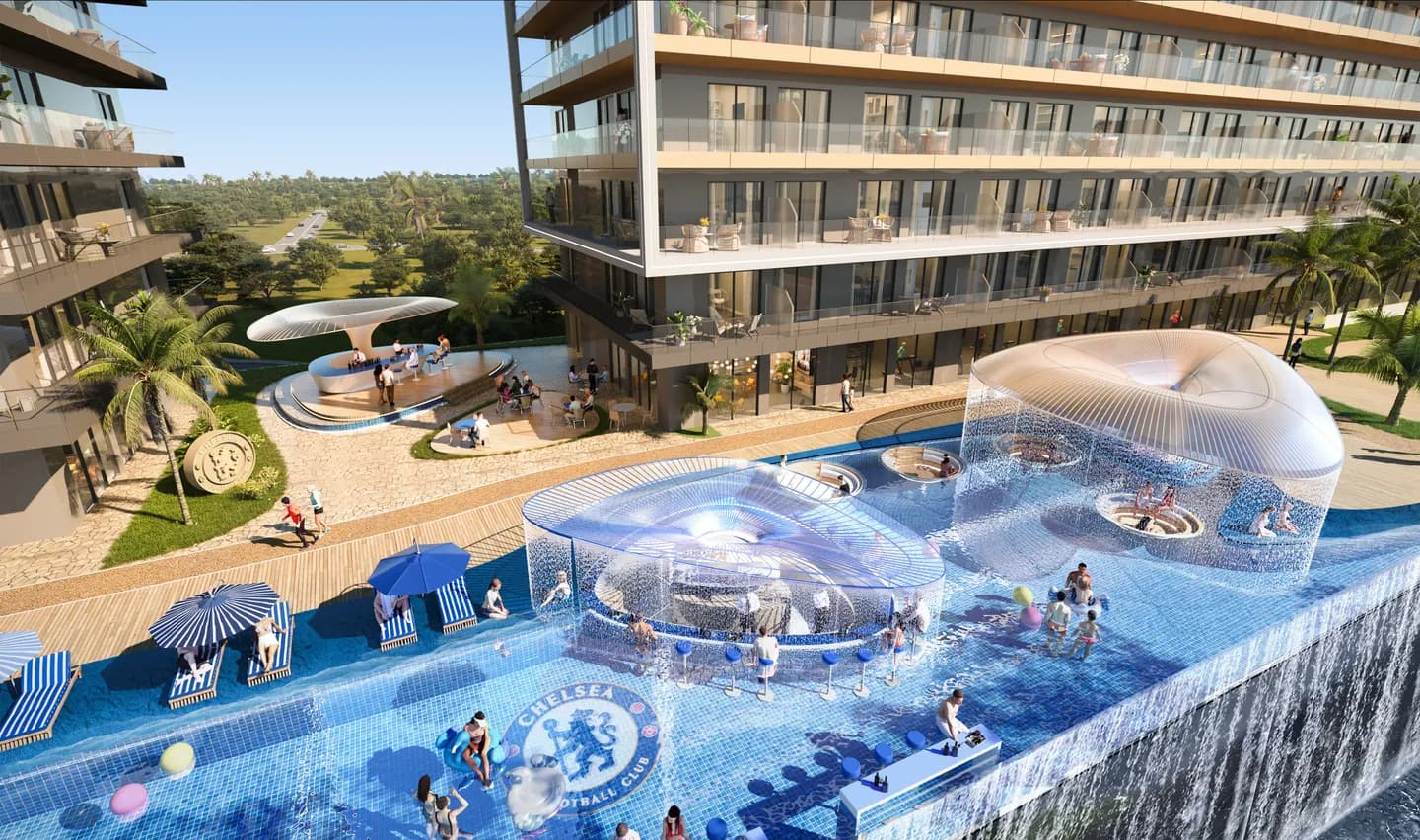 Chelsea Blue Beach Club & Lion Beach