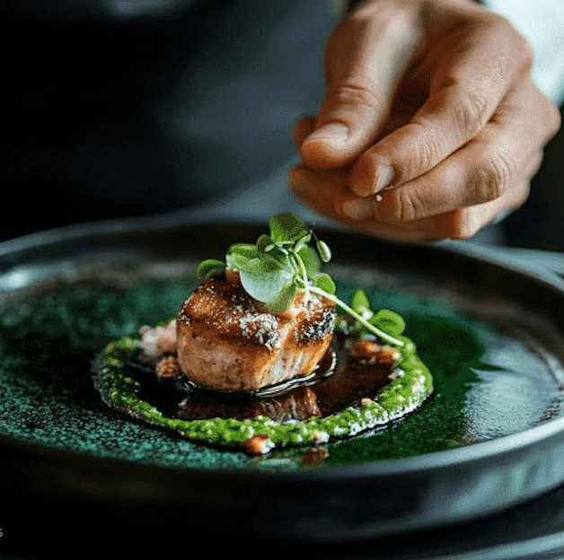 Gourmet Restaurant & Specialty Bar